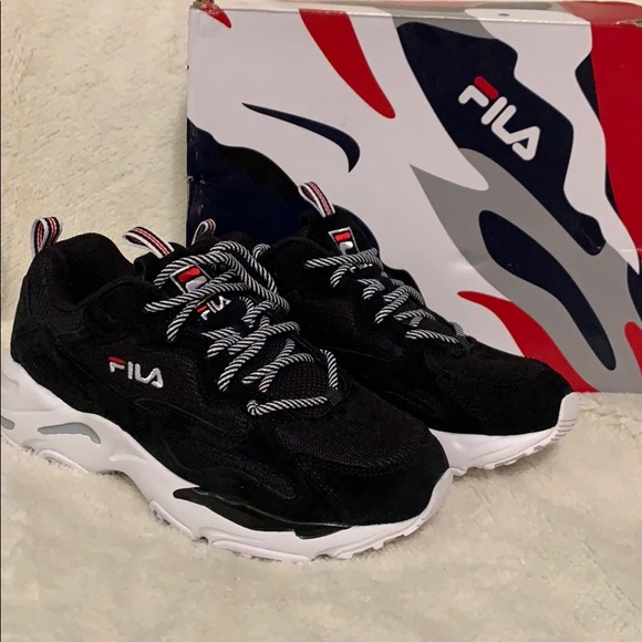 fila sneakers ray tracer